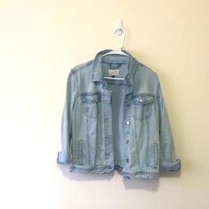 Denim jean jacket, universal thread size Large